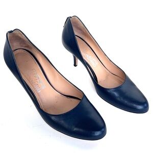 Salvatore Ferragamo Navy Leather Heels Rodeadiv 7 1/2 C Good Pre-Owned
